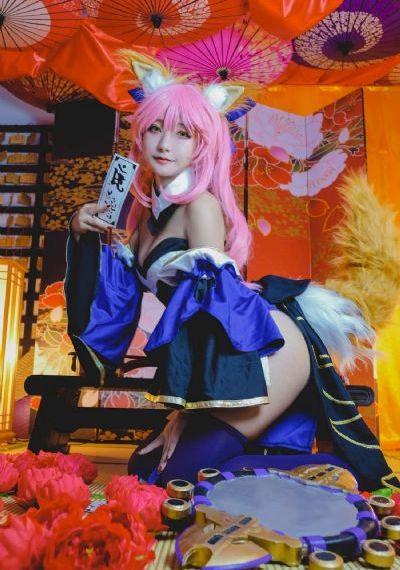 年轻女的老师2中字在线_HD高清视频播放