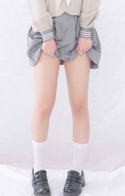 床上里拉_免费观看高清版