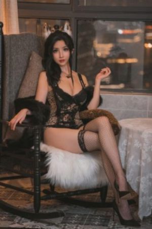 出差强睡年轻女老板1_BD英语高清电影在线