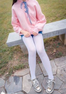 双人床上打扑克又痛又叫_BD在线观看